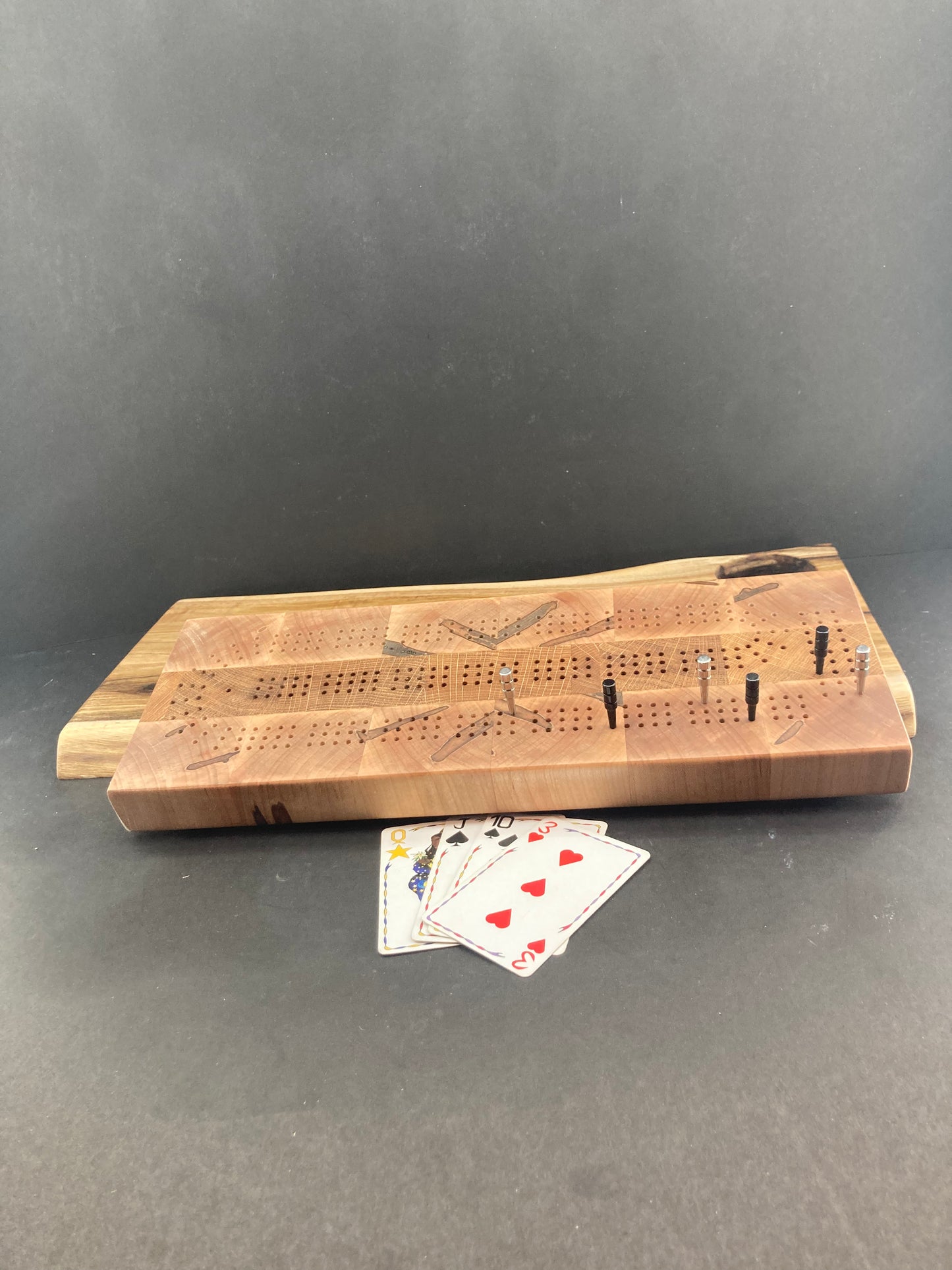 Cribbage Board: Oak and Ambrosia Maple