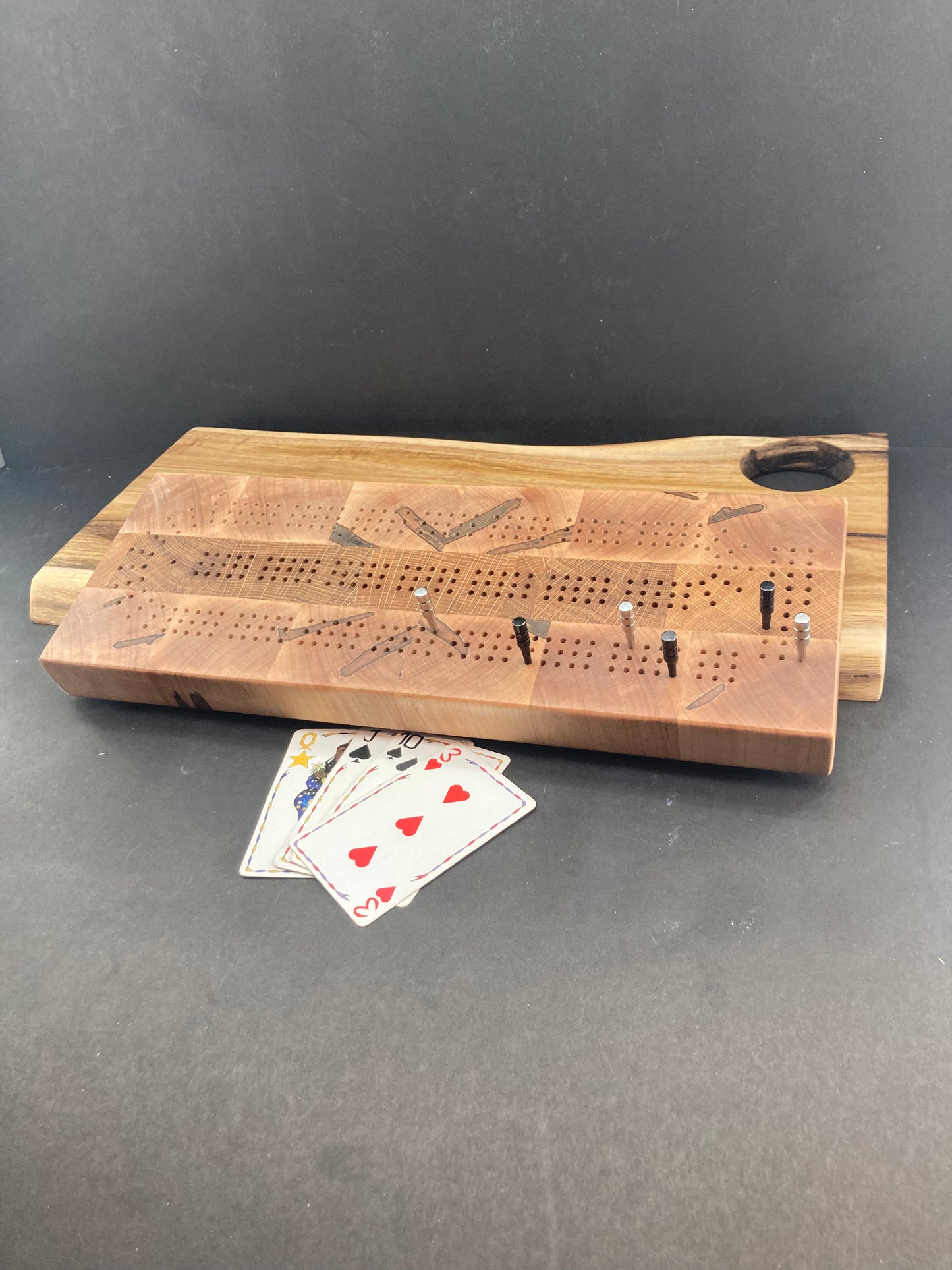 Cribbage Board: Oak and Ambrosia Maple