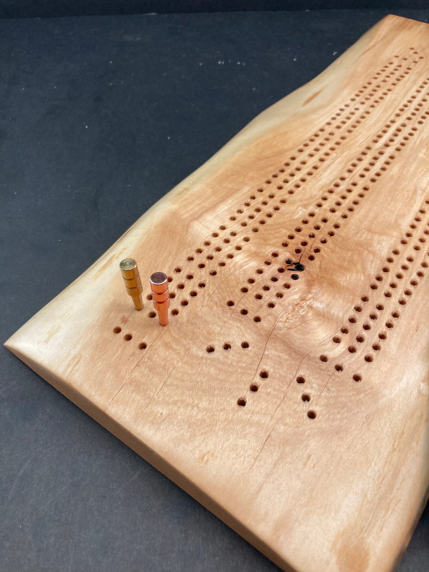 Live-edge Cribbage Board